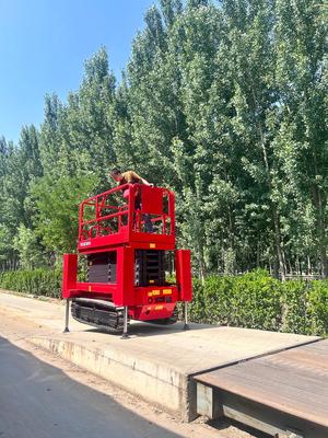 Plataforma de trabajo elevadora de accionamiento eléctrico con orugas de acero 2 