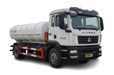 Camión transportador de lodos 